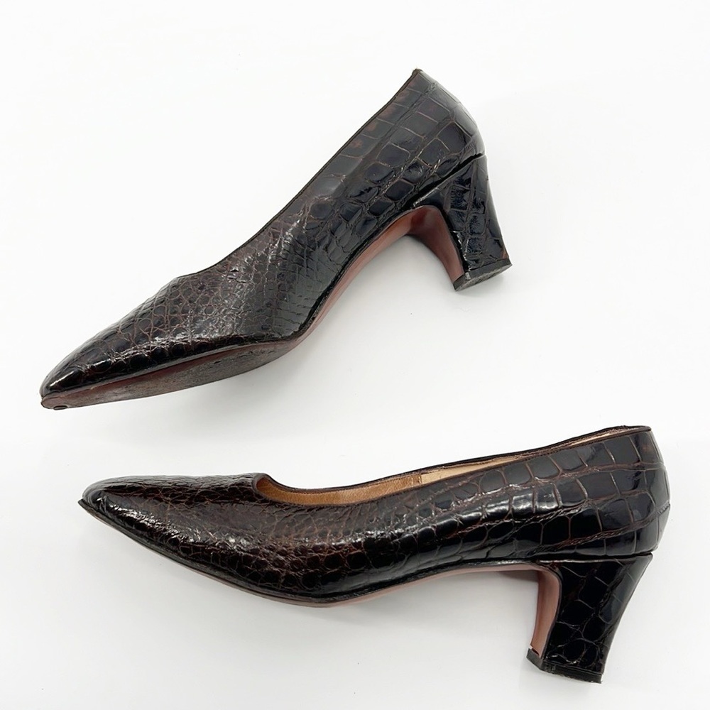 The Tailored Woman Vintage Crocodile Embossed Brown Pumps size 5.5 - Picture 3 of 10